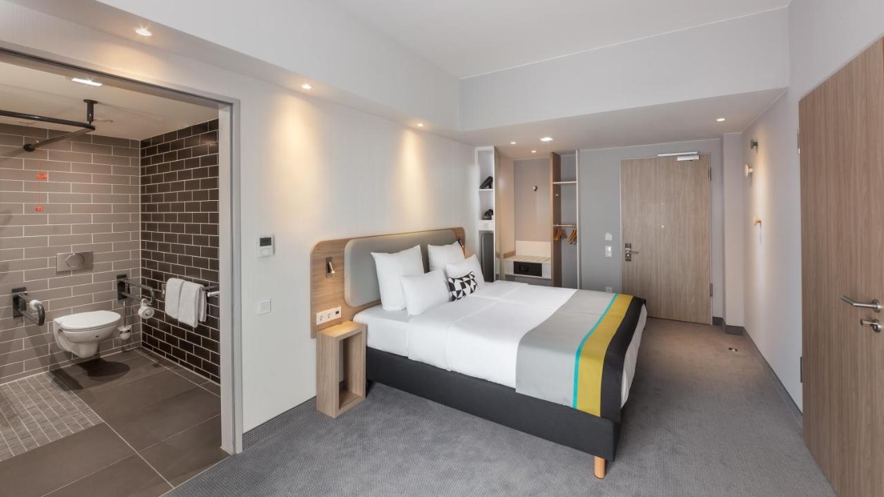 Holiday Inn Express - Munich North By Ihg Dış mekan fotoğraf