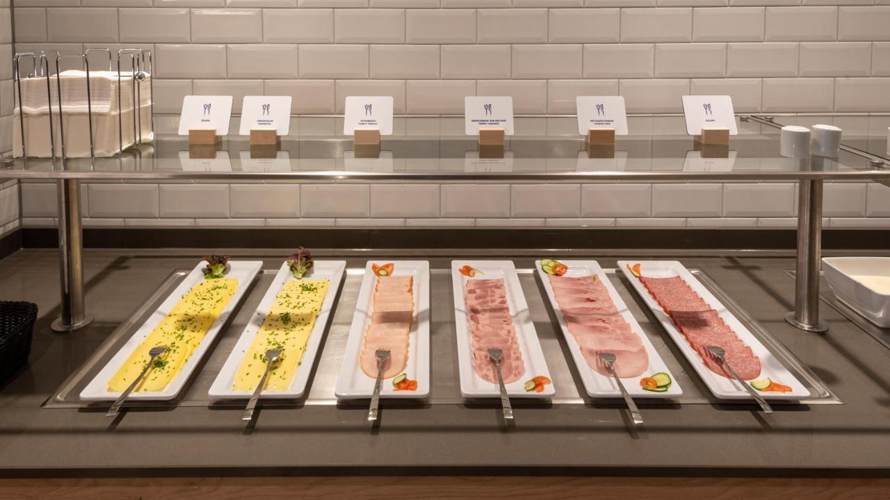 Holiday Inn Express - Munich North By Ihg Dış mekan fotoğraf