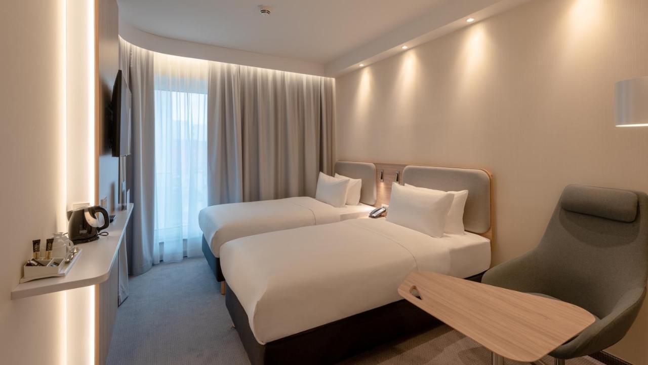 Holiday Inn Express - Munich North By Ihg Dış mekan fotoğraf