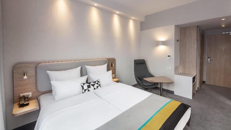 Holiday Inn Express - Munich North By Ihg Dış mekan fotoğraf