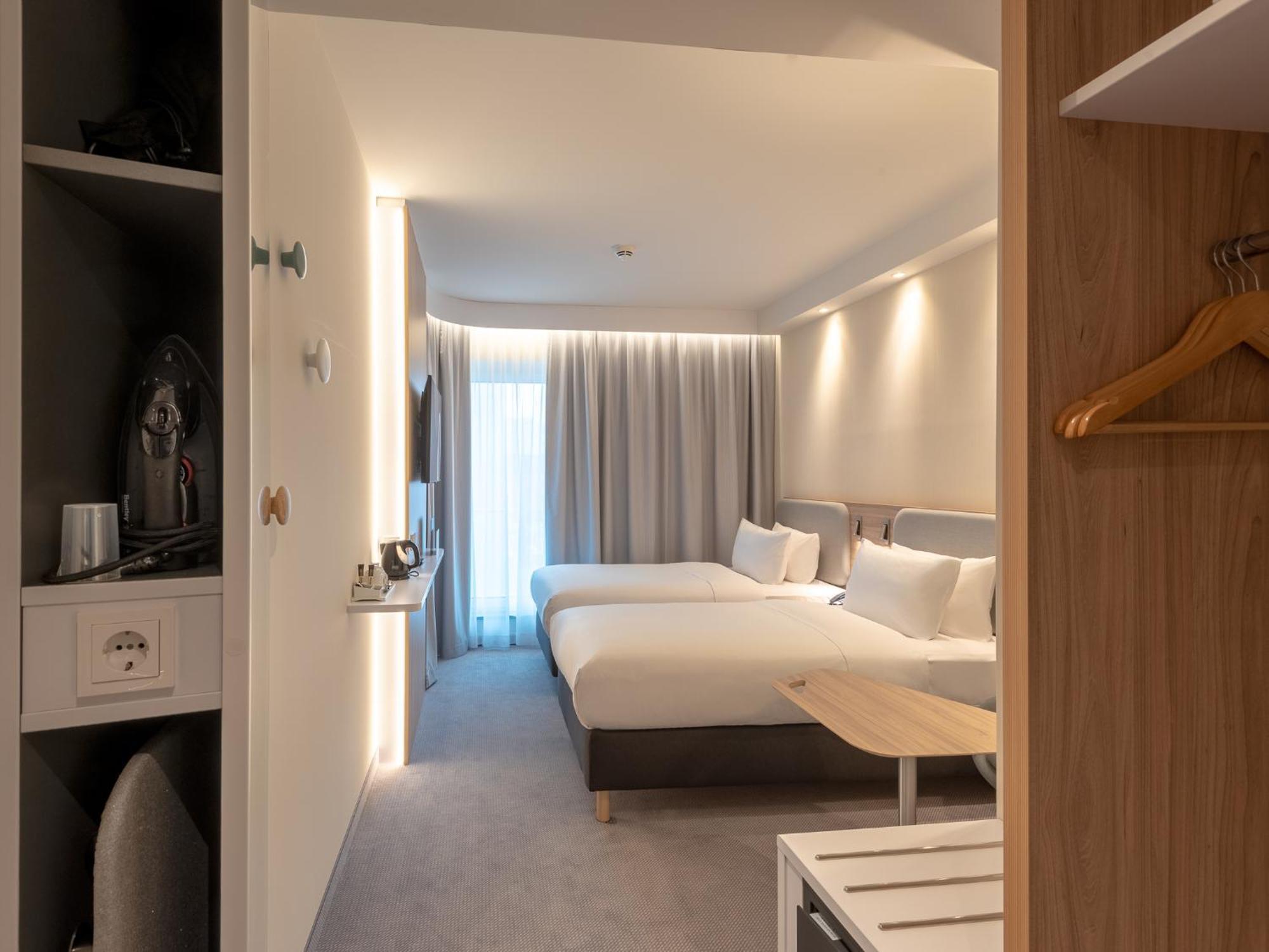 Holiday Inn Express - Munich North By Ihg Dış mekan fotoğraf